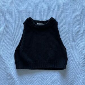 Cropped crochet vest